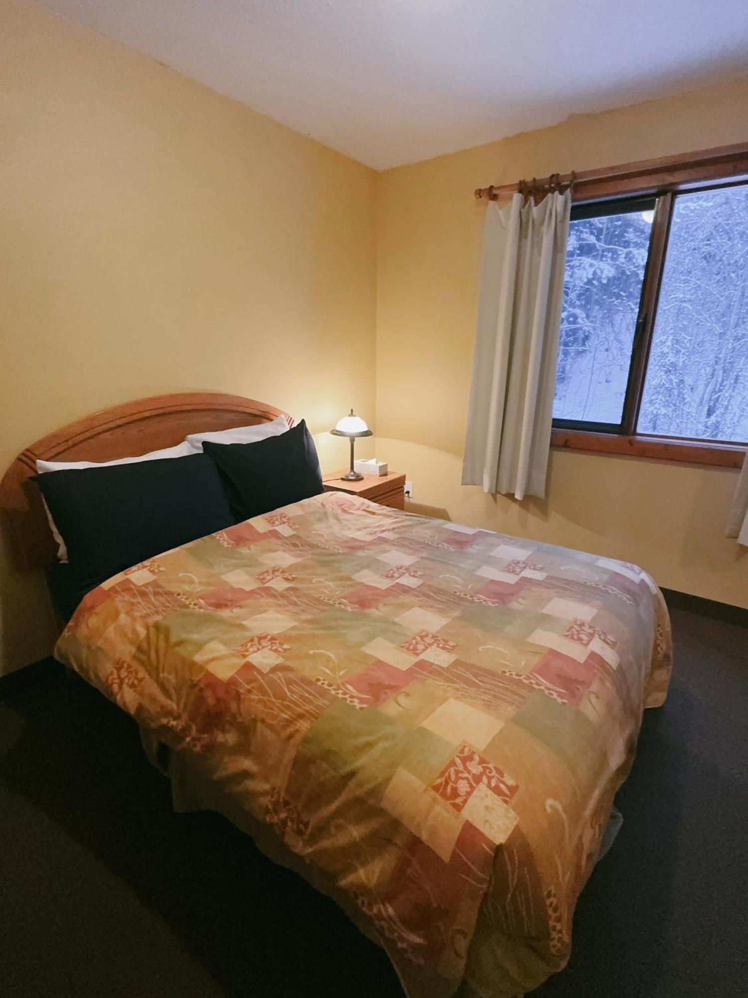Alpine Meadows Lodge Golden Eksteriør billede
